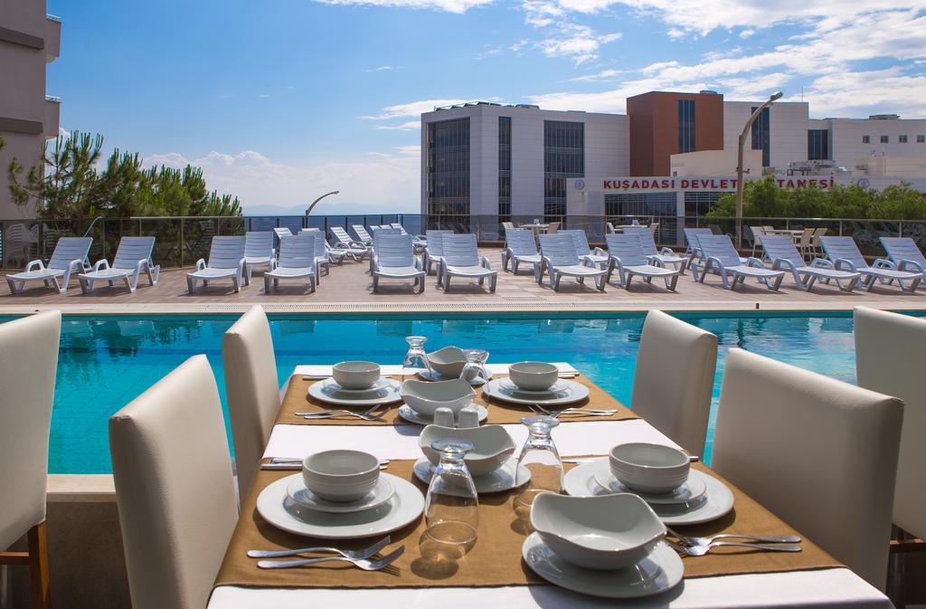 Comfort Ada Class Hotel Kusadası Exteriör bild
