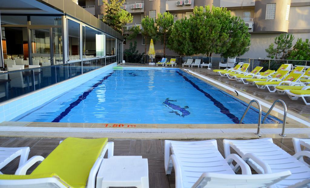 Comfort Ada Class Hotel Kusadası Exteriör bild
