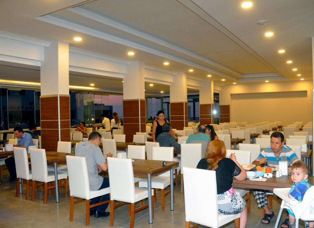 Comfort Ada Class Hotel Kusadası Exteriör bild