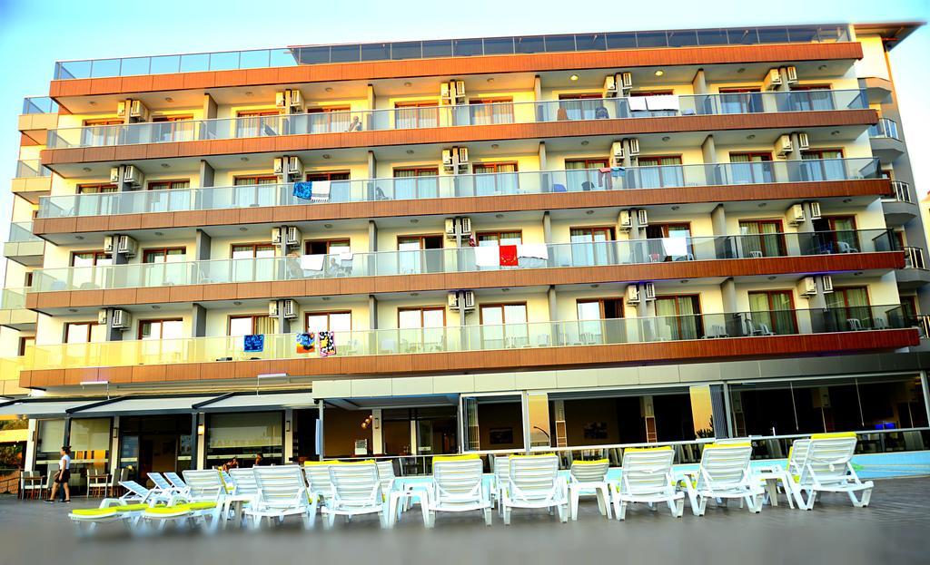 Comfort Ada Class Hotel Kusadası Exteriör bild